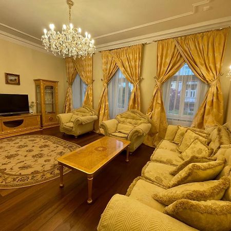 Apartma Premium Карлови Вари Екстериор снимка