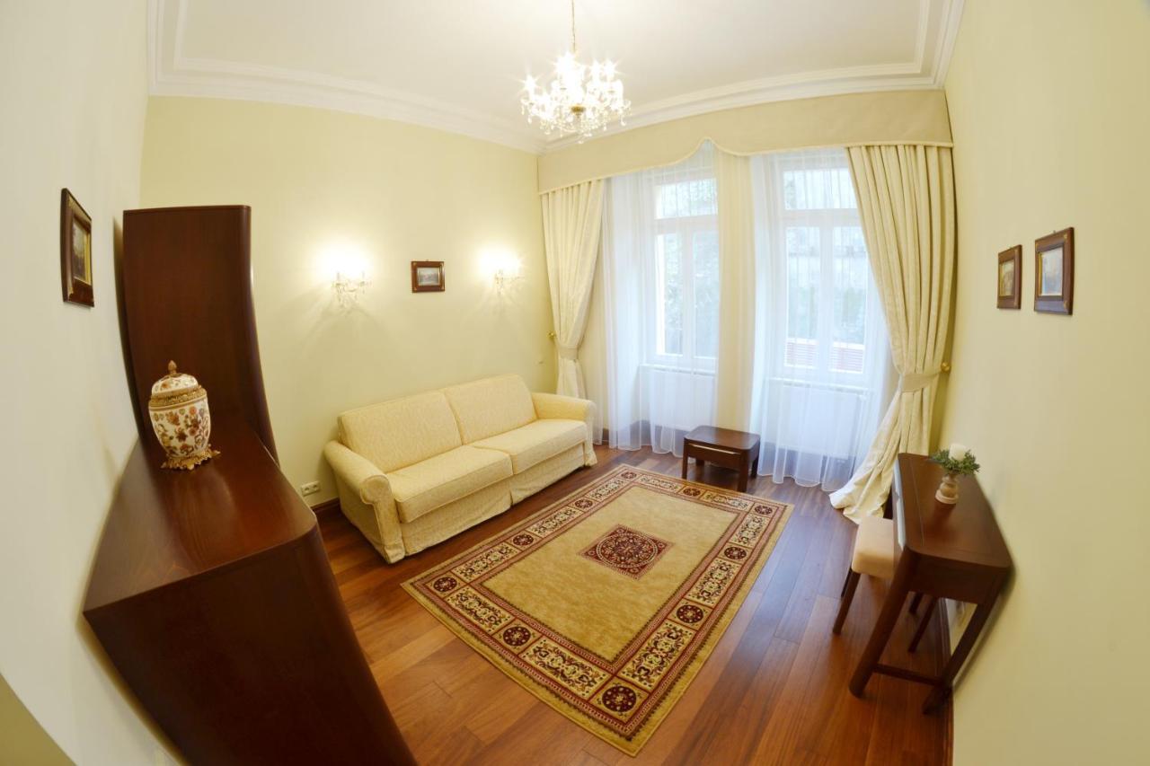 Apartma Premium Карлови Вари Екстериор снимка