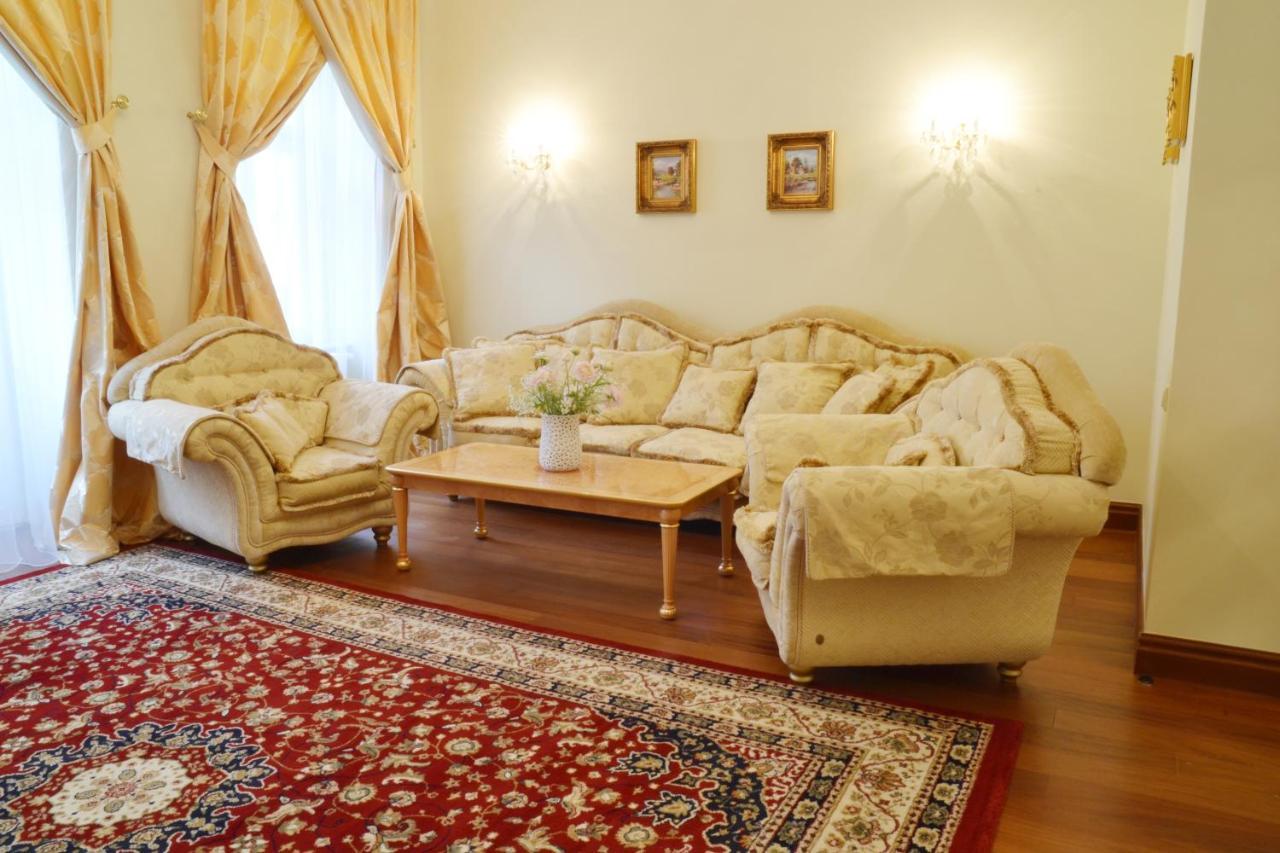 Apartma Premium Карлови Вари Екстериор снимка