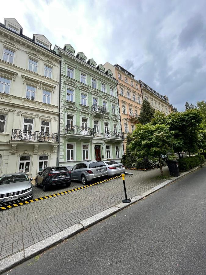 Apartma Premium Карлови Вари Екстериор снимка