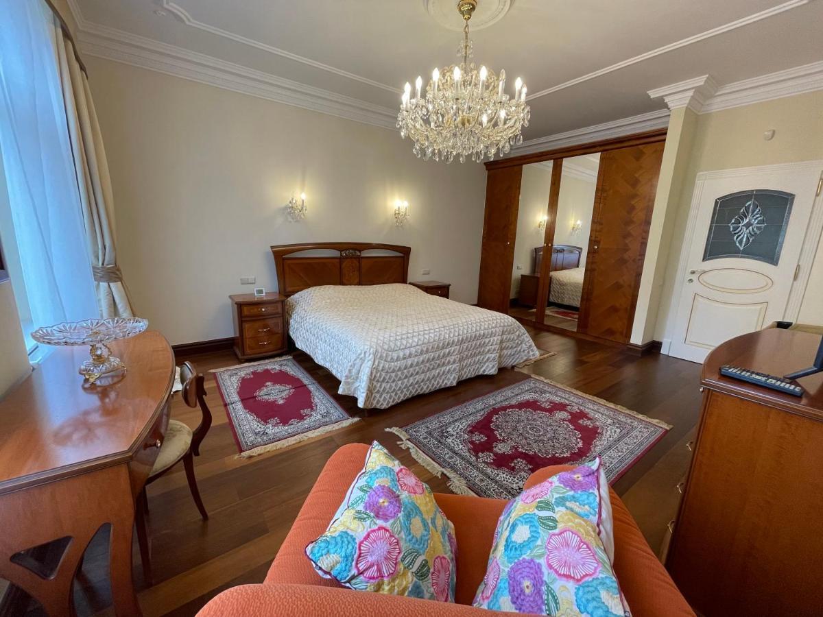 Apartma Premium Карлови Вари Екстериор снимка