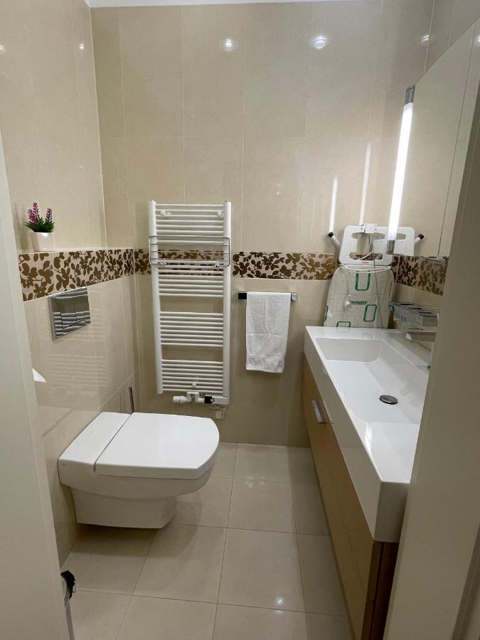 Apartma Premium Карлови Вари Екстериор снимка