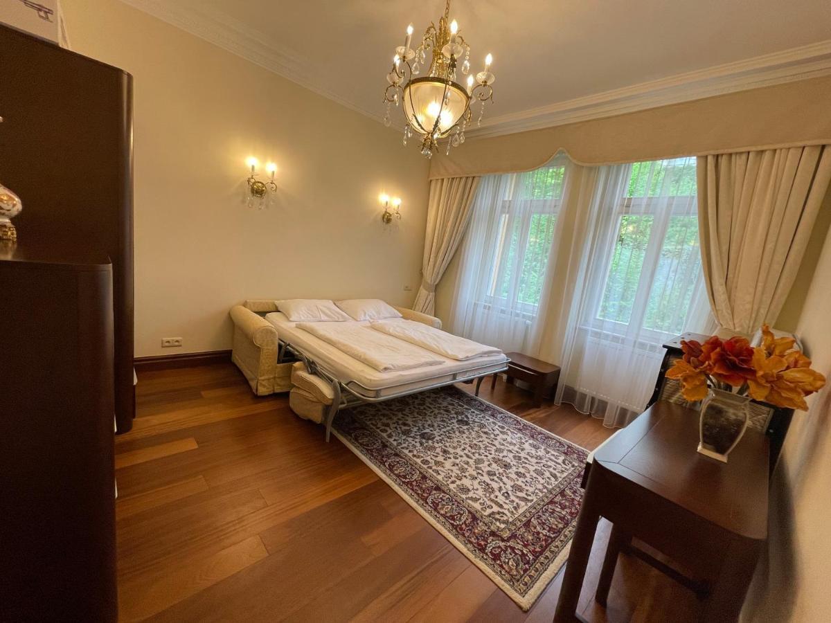 Apartma Premium Карлови Вари Екстериор снимка