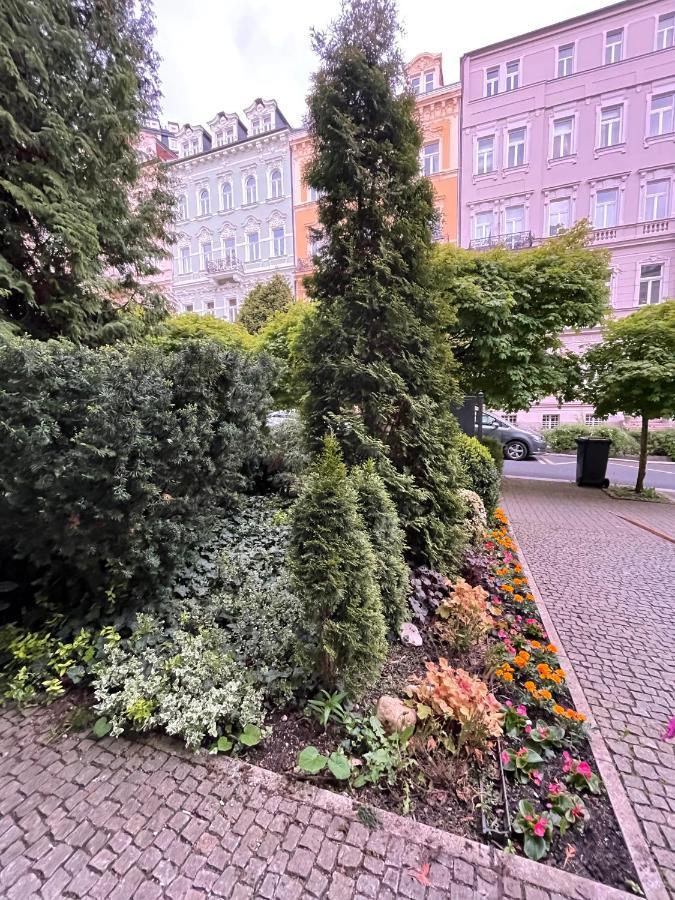 Apartma Premium Карлови Вари Екстериор снимка